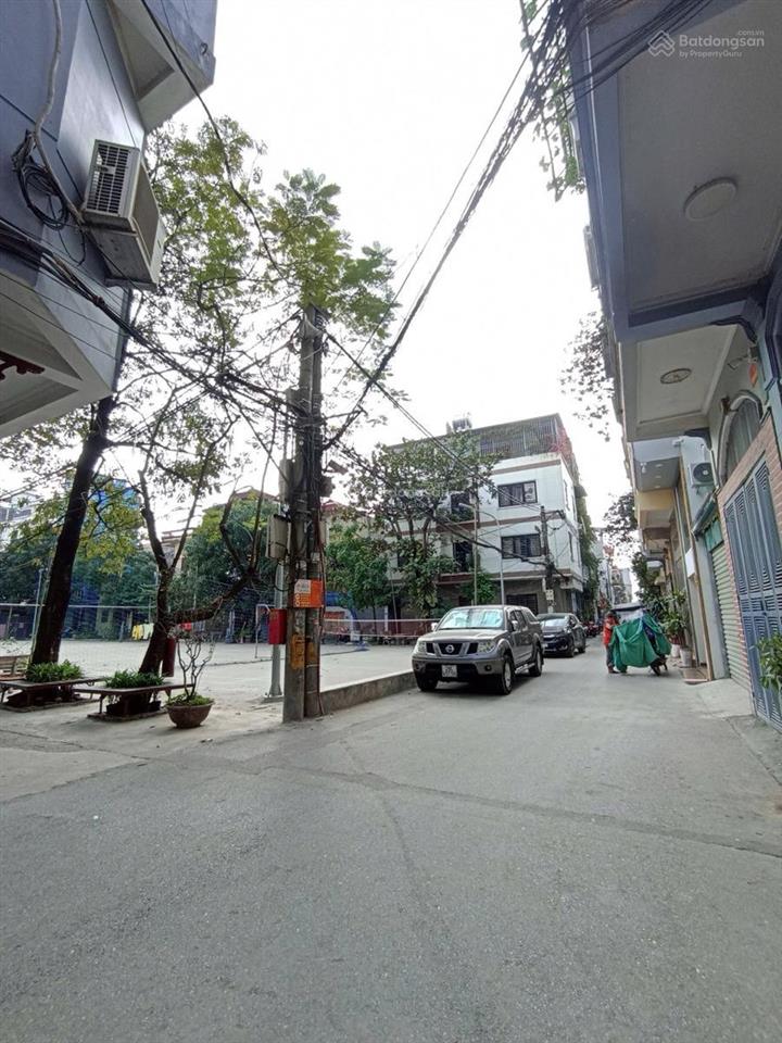 Hàng hot*nhà mới đón tết,que hàn, thường tín, 6,99 tỷ, 55m2,4 tầng đẹp,ô tô đỗ cổng sát quốc lộ 1a