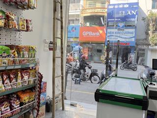 Nhà mặt phố chính bạch mai, gần tạ quang bửu. sổ 95m2, nhà 2 tầng mới. đường 20m, vỉa hè 3m