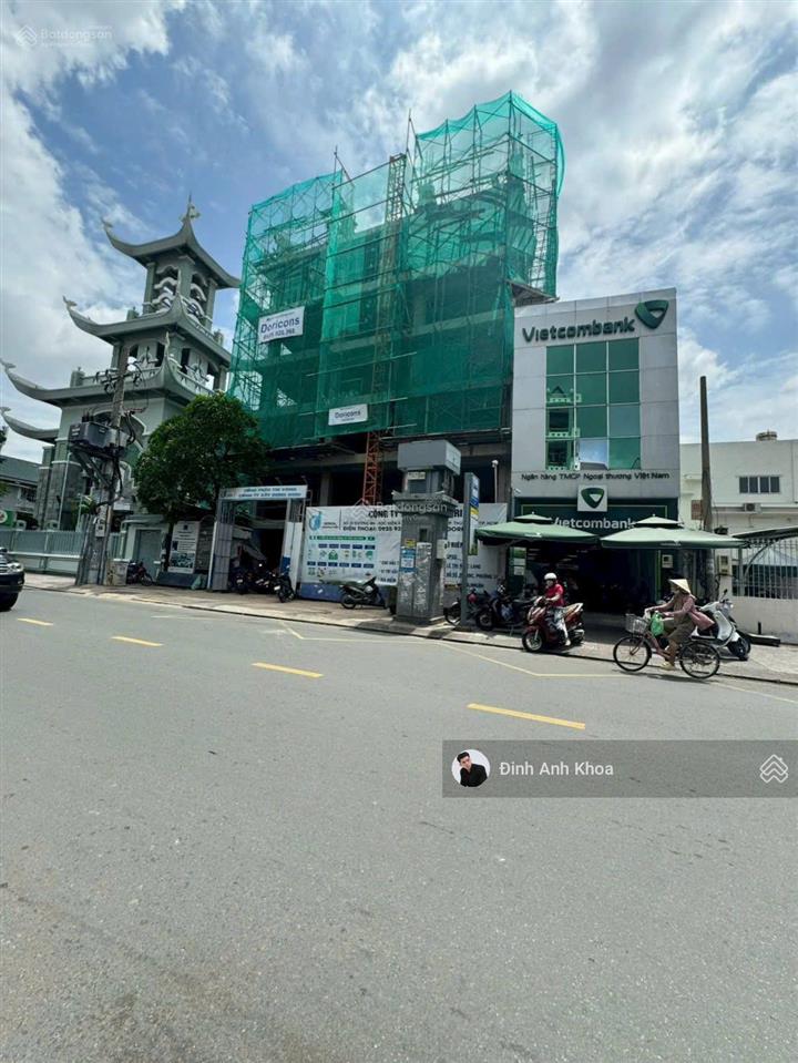 Giảm sốc 9.45 tỷ! nhà lê văn sỹ 5.2x33m cn 174m2  hđt vietcombank 160tr/tháng  bán 65.55 tỷ.