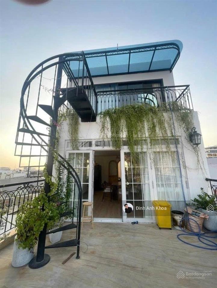 Giá quá tốt,chủ cần bán toà nhà mặt tiền đường trần quốc hoàn p2 tân bình.dt5,1x28m2 giá 54 tỷ