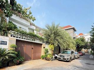 Biệt thự giảm 3 tỷ | góc trần não quận 2 | 14.7m x 15m = 232m² | giá 53 tỷ | thuê 80 tr