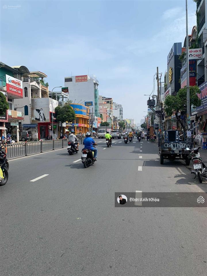Bán nhà mặt tiền bạch đằng p14, bình thạnh, dt 8.4x22m, nằm đoạn đẹp nhất tuyến đường