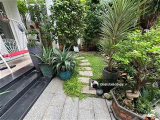 Biệt thự khu compound đường trần não giá tốt nhất, dt 10x20m, 2 tầng áp mái giá chỉ 35 tỷ tl