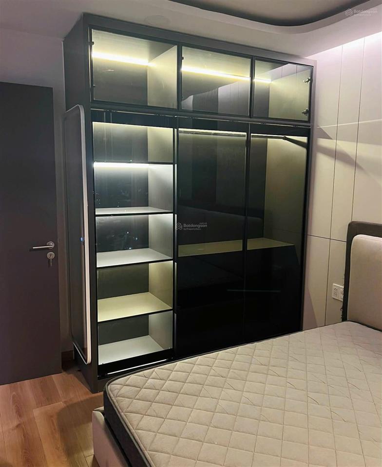 Ngộp bank bán gấp penhouse dlusso, nguyễn thị định, 9 tỷ vnd, 100m2, 3pn, 2wc