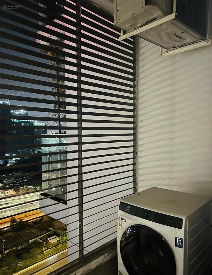 Ngộp bank bán gấp penhouse dlusso, nguyễn thị định, 9 tỷ vnd, 100m2, 3pn, 2wc