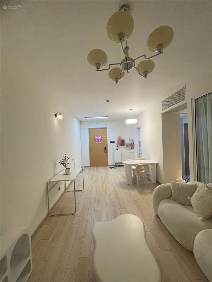 Cần cho thuê gấp căn hộ cao cấp vista verde, q2, 1pn, 1 wc, 56m², full nt. giá 13,5 tr/tháng
