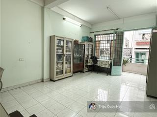 Giá 15tỷ 300tl shr 70m2 4tầng an dương vương q5 oto đỗ cửa giáp quận 1