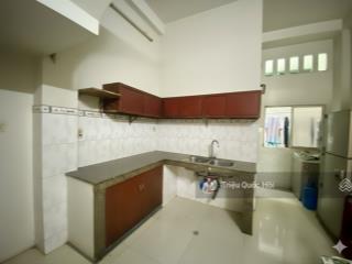 Võ trường toản q5, 54m2, 2tầng( 4 x14 ) giá 11.5tỷ hẻm 5m thông, giáp q1, q10.