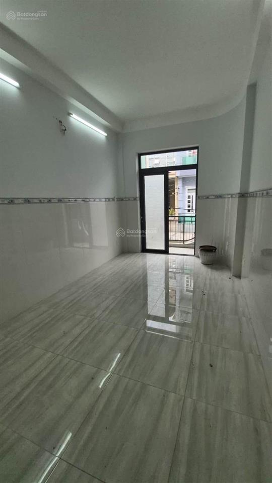 Bán nhà sư vạn hạnh 4tầng 3.6 x 15hxh giá 8.1tỷ ngay trung tâm thuận tiện đi chuyển qua các quận.
