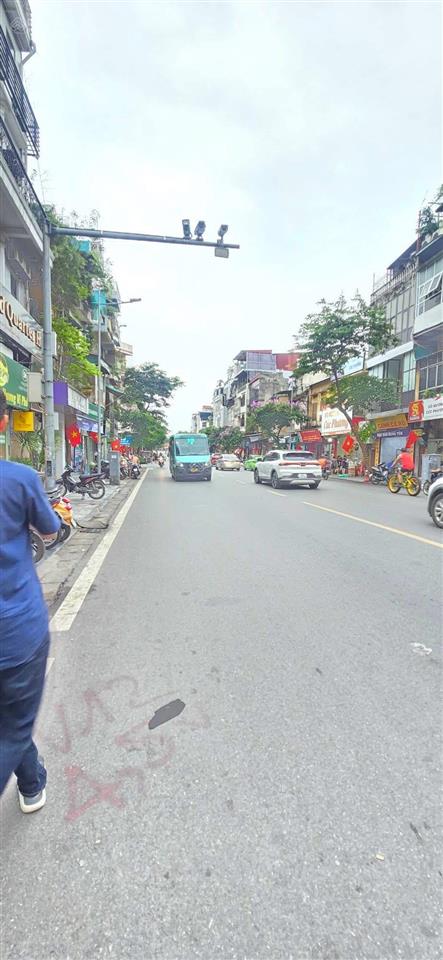 Nhà cấp bốn tiện chia xây căn hộ hoặc xây toà bindinh