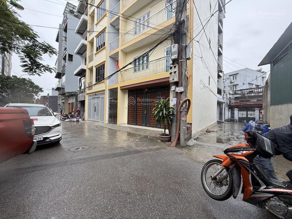 Chính chủ bán nhà 9 ngõ 101 phố trạm  gara 2 ôtô, kinh doanh 60m 7tầng thang máy.