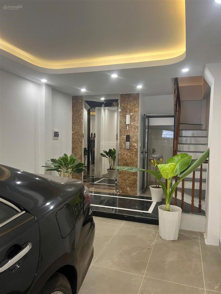 Nguyễn lam phúc đồng ôtô tránh thông 40m 6tầng thang máy  chỉ 9,8 tỷ