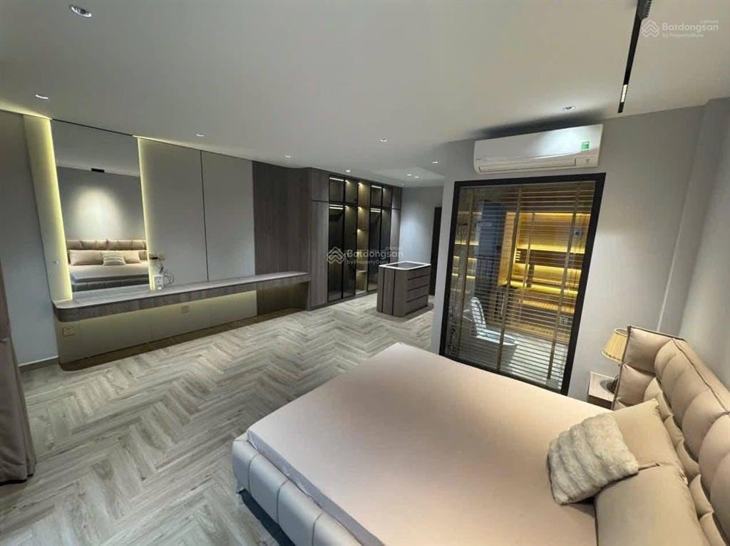 Rẻ nhất việt hưng  sổ đỏ 100m2 5 tầng mt 5,2m  nhà mới thang máy ôtô tránh  chỉ 23,6 tỷ