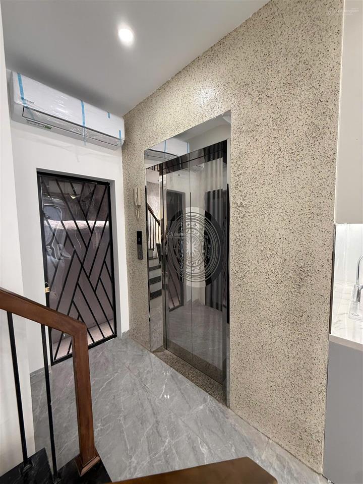 Ngọc thụy gần trường việt pháp  66m2 5 tầng thang máy mt 4,95m 12,5 tỷ nội thất nhập khẩu