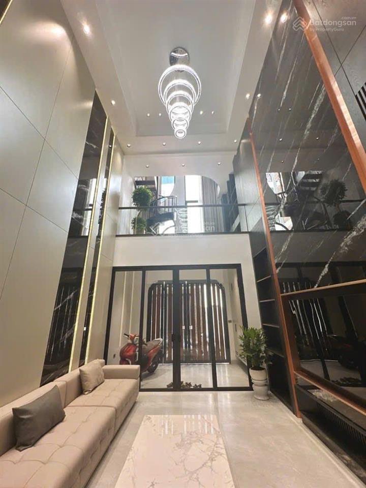 Nhà 6tầng thang máy 52m tại thạch bàn  đường ô tô tận cửa giá chỉ ngoài 10 tỷ.