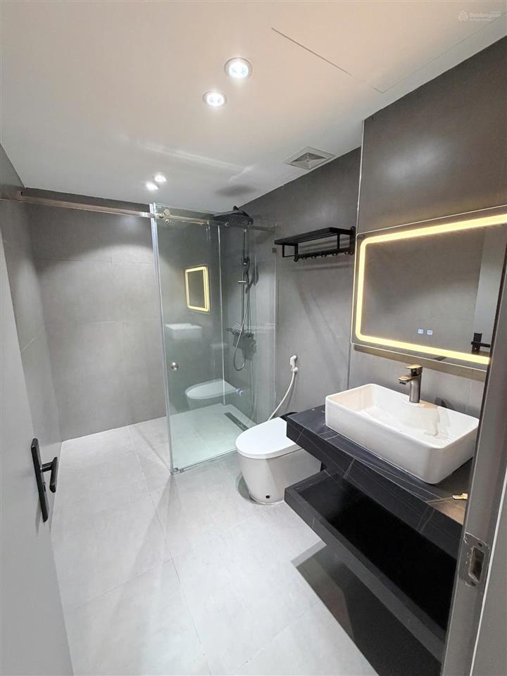 Siêu phẩm  mặt hồ vip ngọc lâm 120m 7 tầng kinh doanh mt rộng  giá rẻ.
