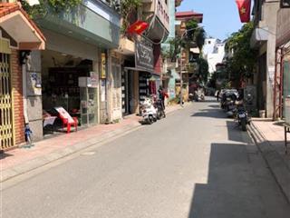 Nhà phố việt hưng ô tô tận nhà  diện tích 54m 5 tầng ngõ thông  chỉ 11,7 tỷ