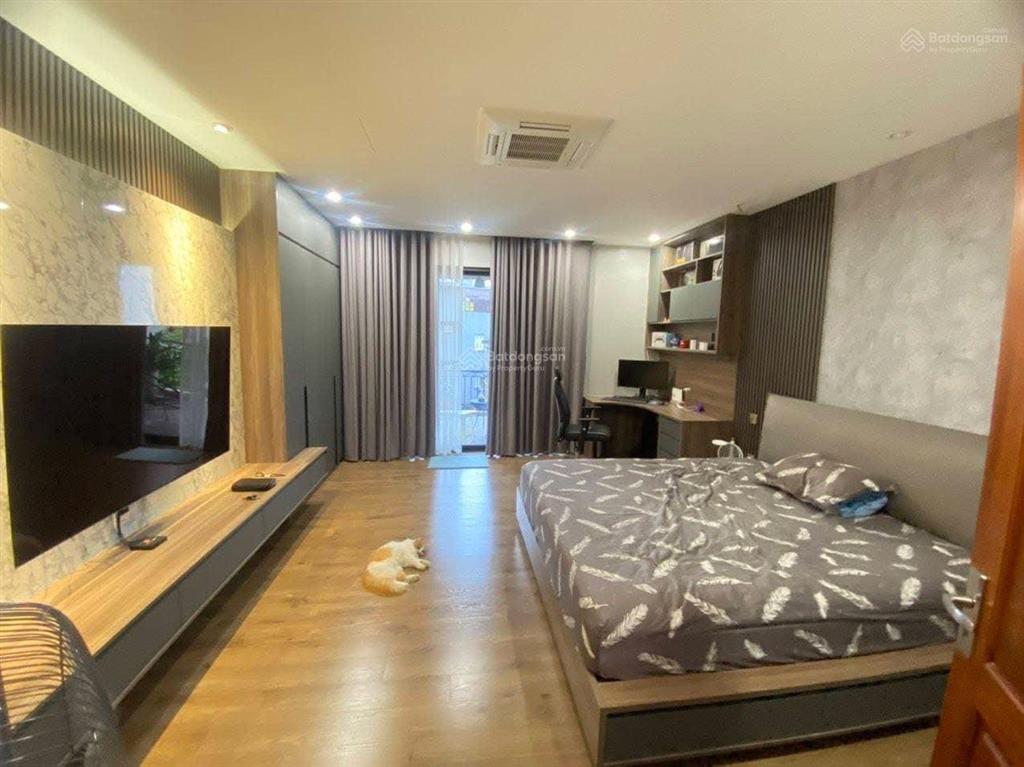 Vỉa hè ôtô tránh tại bát khối aeon  diện tích 45m 4 tầng chỉ hơn 10 tỷ.