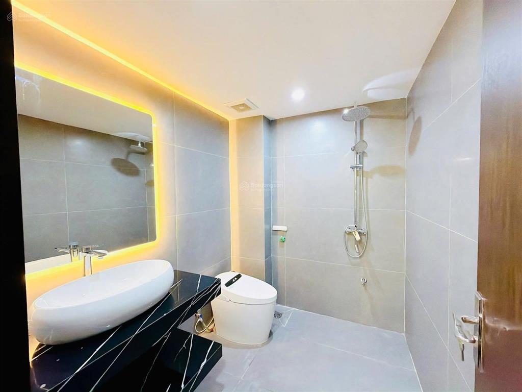 Nhà phố ngô gia tự việt hưng. sổ đỏ 55m 3 tầng đường ôtô tránh  chỉ 10,3tỷ