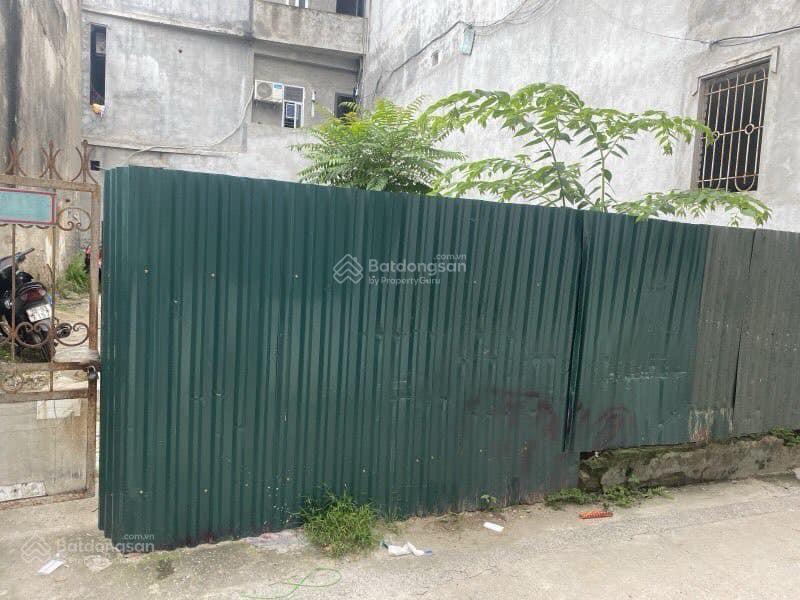 Mảnh đất thạch bàn 50m mặt tiền 5m5 vuông vắn chỉ 6,7 tỷ bán gấp 1 tuần.