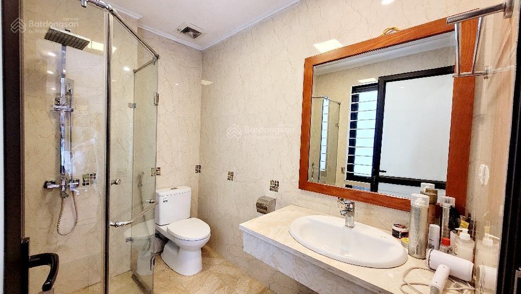 Chính chủ bán nhà 190/7 phố thanh am  đường vỉa hè kinh doanh.