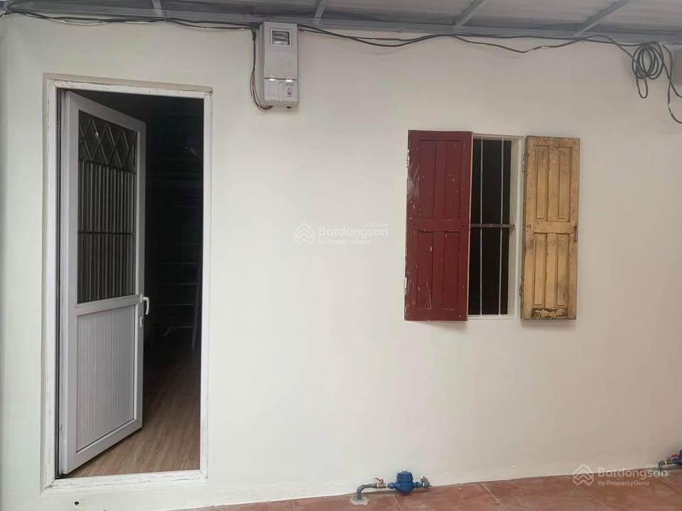 Phố giang biên  anh tùng bán mảnh đất 50m2 ô tô tránh thông chỉ 7,7 tỷ thương lượng