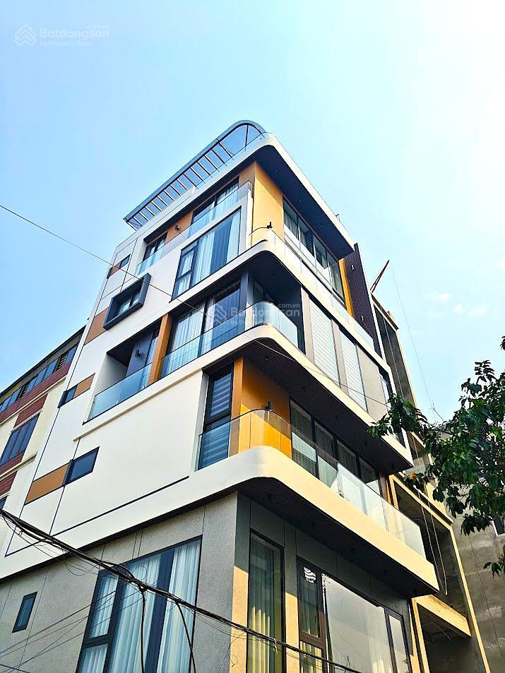 Khu vip nguyễn sơn long biên  77m2, lô góc, 6 tầng, gara 2 ô tô  giá tốt 17 tỷ.