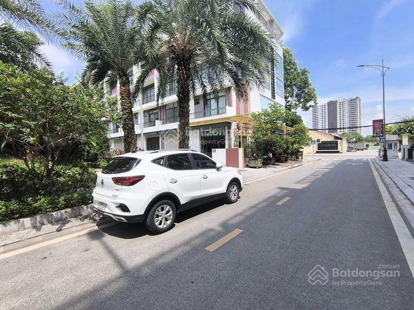 Bán nhà đẹp khu bình minh 93 đức giang  80m 5 tầng hoàn thiện siêu đẹp