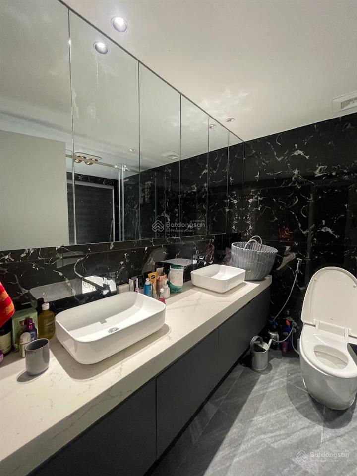Ngô gia tự việt hưng  kinh doanh 100m 5 tầng cực đẹp  chỉ hơn 27 tỷ