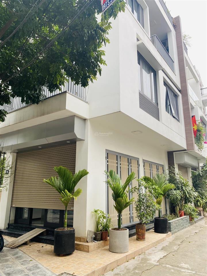 Mặt phố việt hưng kinh doanh đỉnh  65m 5 tầng mt 6m lô góc  18 tỷ