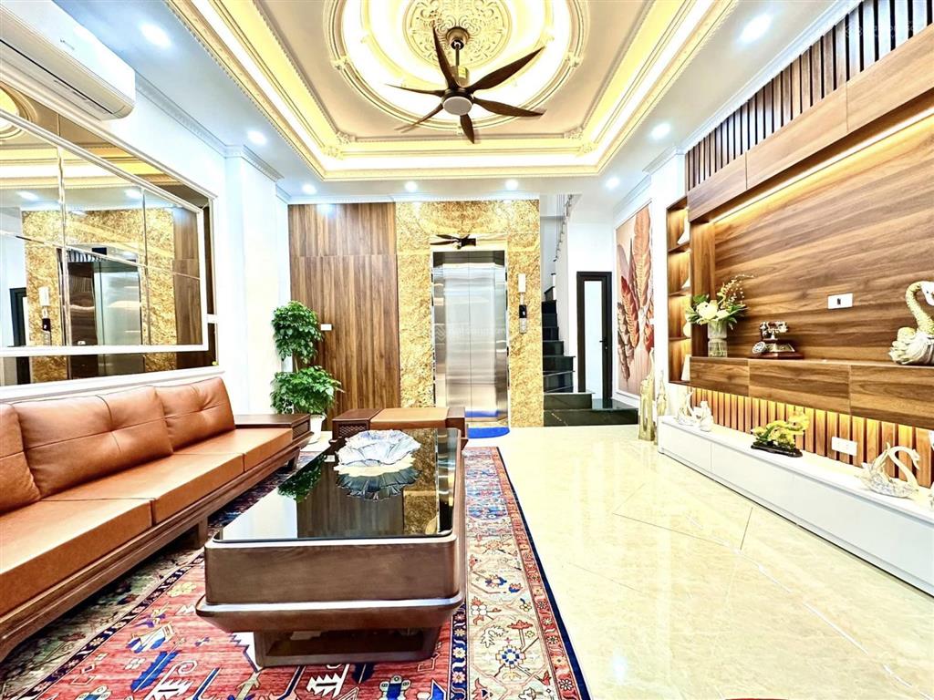 Rẻ và đẹp cổ linh long biên  sổ đỏ 51m 6 tầng gara ô tô giá chỉ 8,9 tỷ