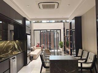 Nhà mới 6 tầng thang máy 50m tại việt hưng thanh am  chỉ chào hơn 9 tỷ.