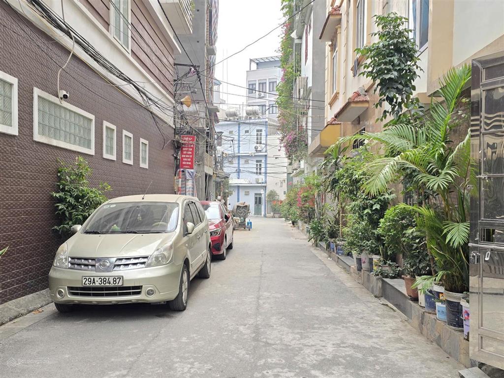 Chính chủ bán đất số 6 ngõ 66 phố nguyễn lam  sổ đỏ 85m2 ô tô 7 chỗ vào chỉ 12,3 tỷ