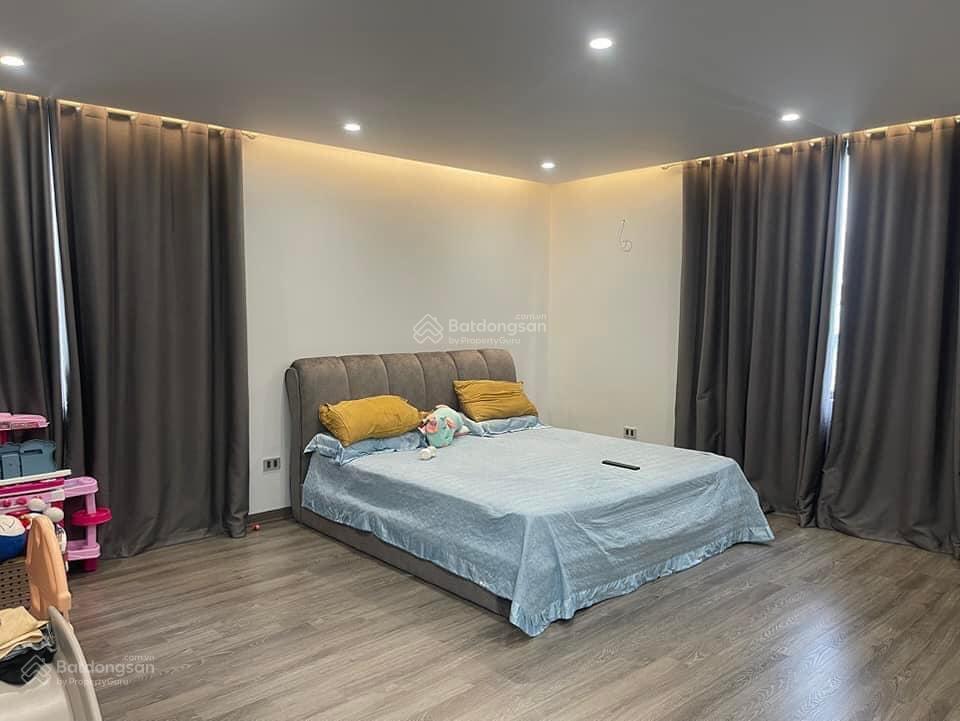 Quá đẹp để đầu tư  đầu phố ngô gia tự việt hưng  50m2 3tầng mt 5m4 lô góc  hơn 4 tỷ