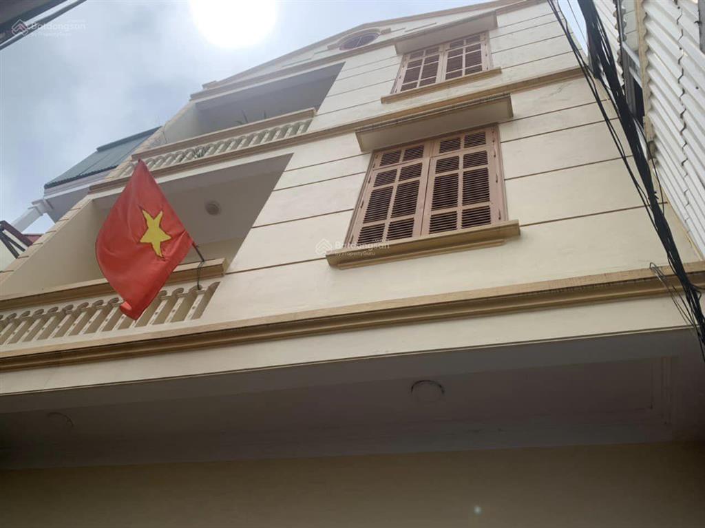 Quá đẹp để đầu tư  đầu phố ngô gia tự việt hưng  50m2 3tầng mt 5m4 lô góc  hơn 4 tỷ