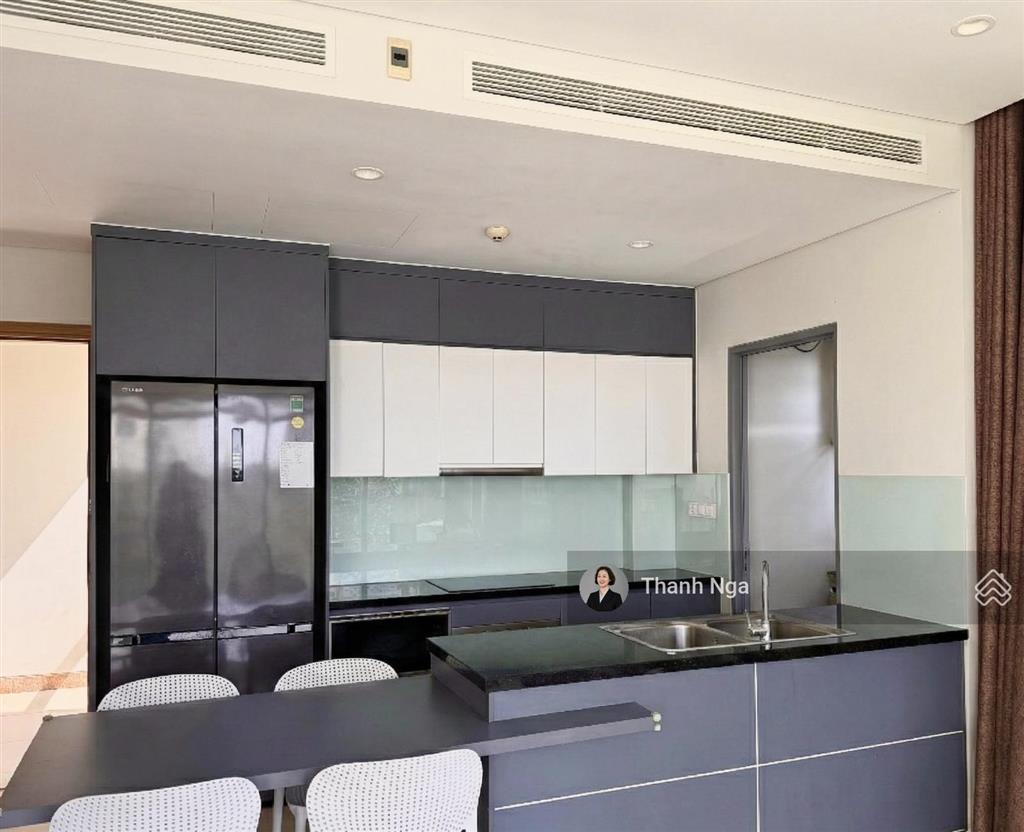 Bán căn 2pn diamond island full mặt kính view sông & toàn diện nội khu hồ bơi, full nội thất gỗ