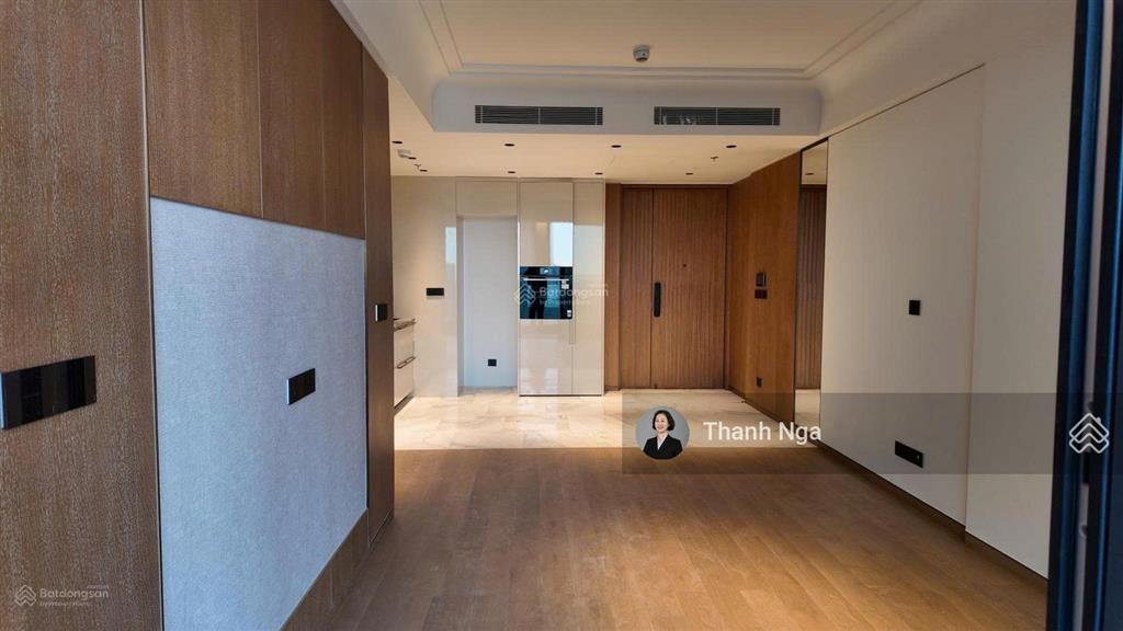 Căn góc 2pn grand marina saigon, view sông và cầu bason, giá vô cùng hấp dẫn