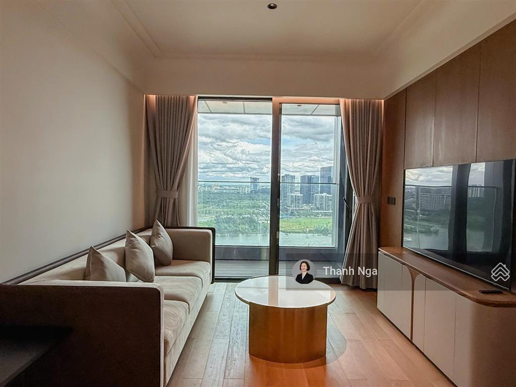 Mua ngay căn góc 2pn grand marina saigon, view sông và cầu bason, giá hấp dẫn
