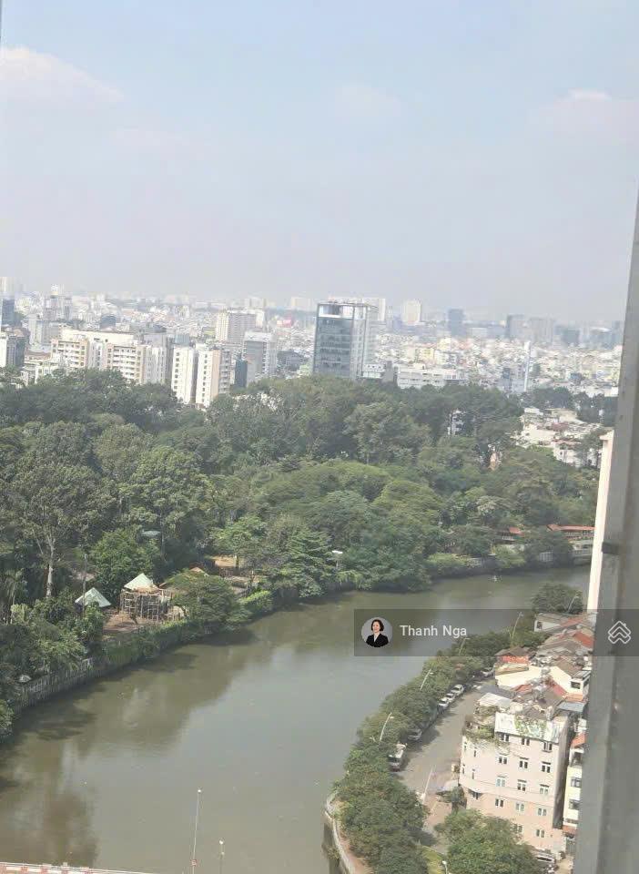 Mua ngay căn 2pn góc vinhomes golden river view thoáng đẹp không chắn, giá tốt
