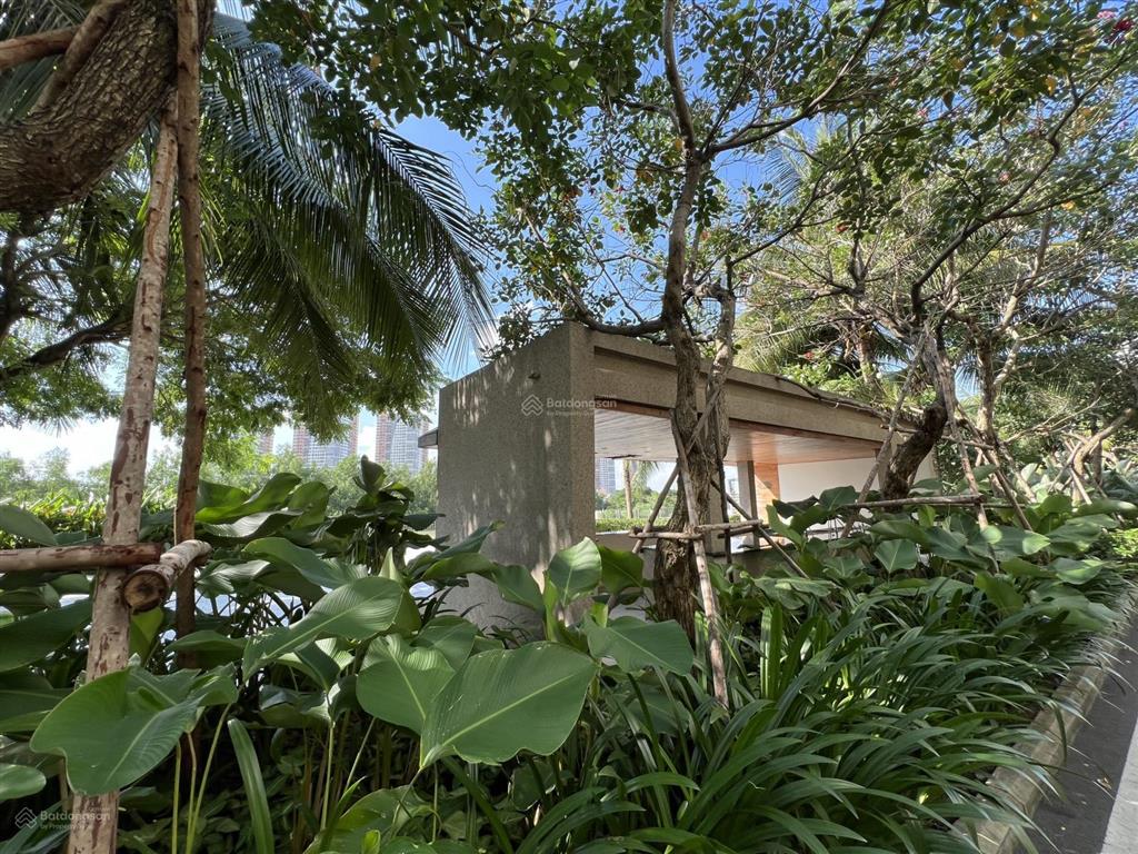 Duy nhất căn 4pn đảo kim cương, view trực diện sông sg, có sân vườn tuyệt đẹp