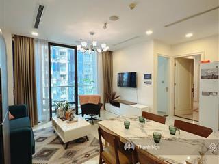 Mua ngay căn 2pn vinhomes golden river thiết kế cùng trục ngang thoáng mát, giá tốt