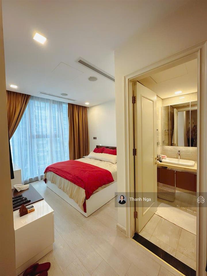 Mua ngay căn 2pn vinhomes golden river thiết kế cùng trục ngang thoáng mát, giá tốt