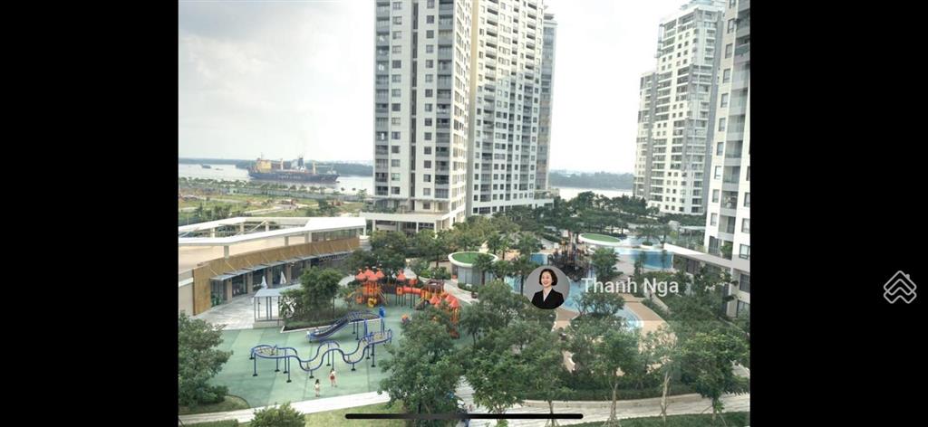 Chốt ngay 2pn đảo kim cương, căn góc 2 mặt full kính giá siêu tốt