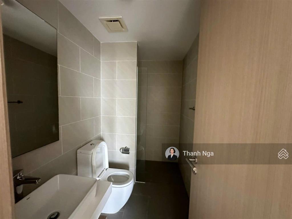 Palm heights căn 2pn, tầng cao view sông đẹp giá tốt