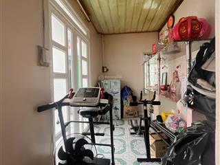 Q4 hàng hiếm ngang 10m gần mt vĩnh khánh 80m2 2tầng kdc dân trí cao không quy hoạch chỉ 7.399 đ