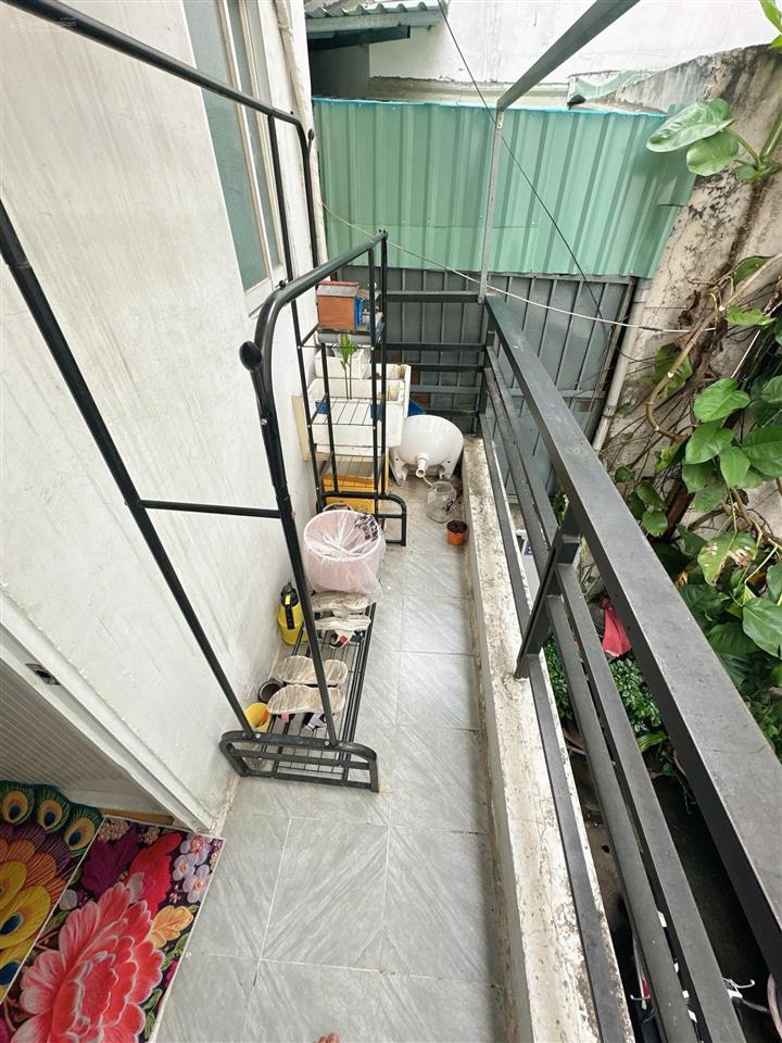 [ q4 ] 50m² sổ. hoàn công đủ 2 tầng. kdc hiện hữu hẻm trước nhà 6m. chỉ 5.199 tỷ còn tl