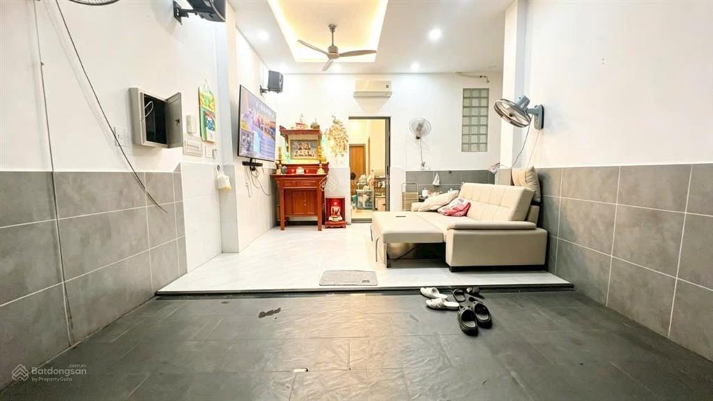 Q4 nhà 4 tầng btct không qh lộ giới 6pn dòng tiền 25tr/tháng 66m2 sổ full hoàn công chỉ 7,499 tỷ