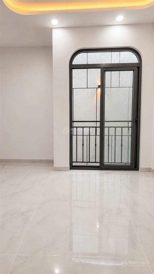 Q4 nhà mới, hậu tài lộc, 2 tầng btct, không qh, lộ giới 27m2, sổ full, hoàn công, chỉ 3.099 tỷ tl