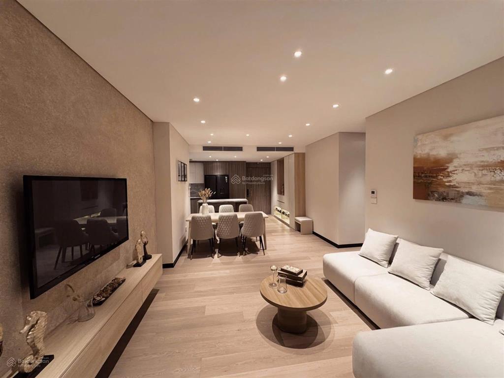 Cho thuê căn hộ 2pn chung cư 6th element tây hồ diện tích 87m2, full đồ