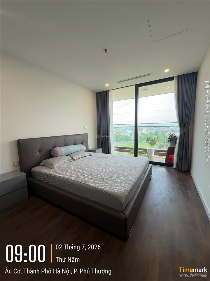 Cần cho thuê căn hộ 2pn chung cư sunshine golden river 128m2 full nội thất giá 23tr/th